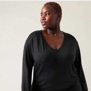 Athleta Sunrise V Neck Top
